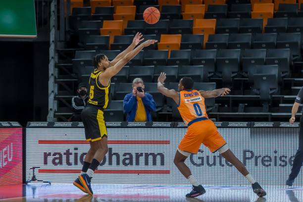 将对本季英 将对本季英